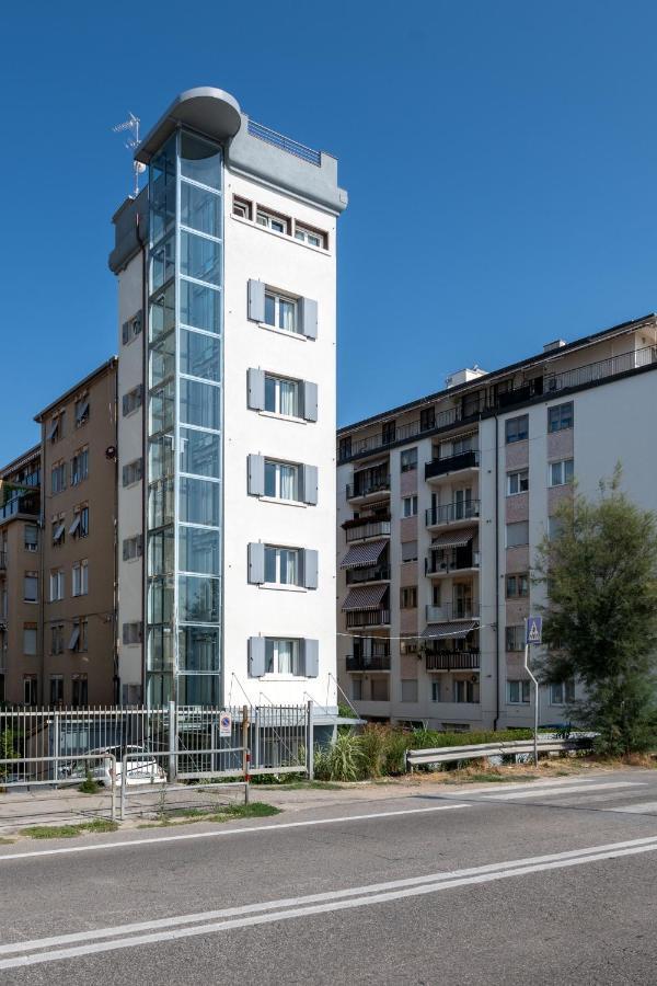 Sea Tower Torre Telemetrica Lido Di Venezia Hotel ภายนอก รูปภาพ